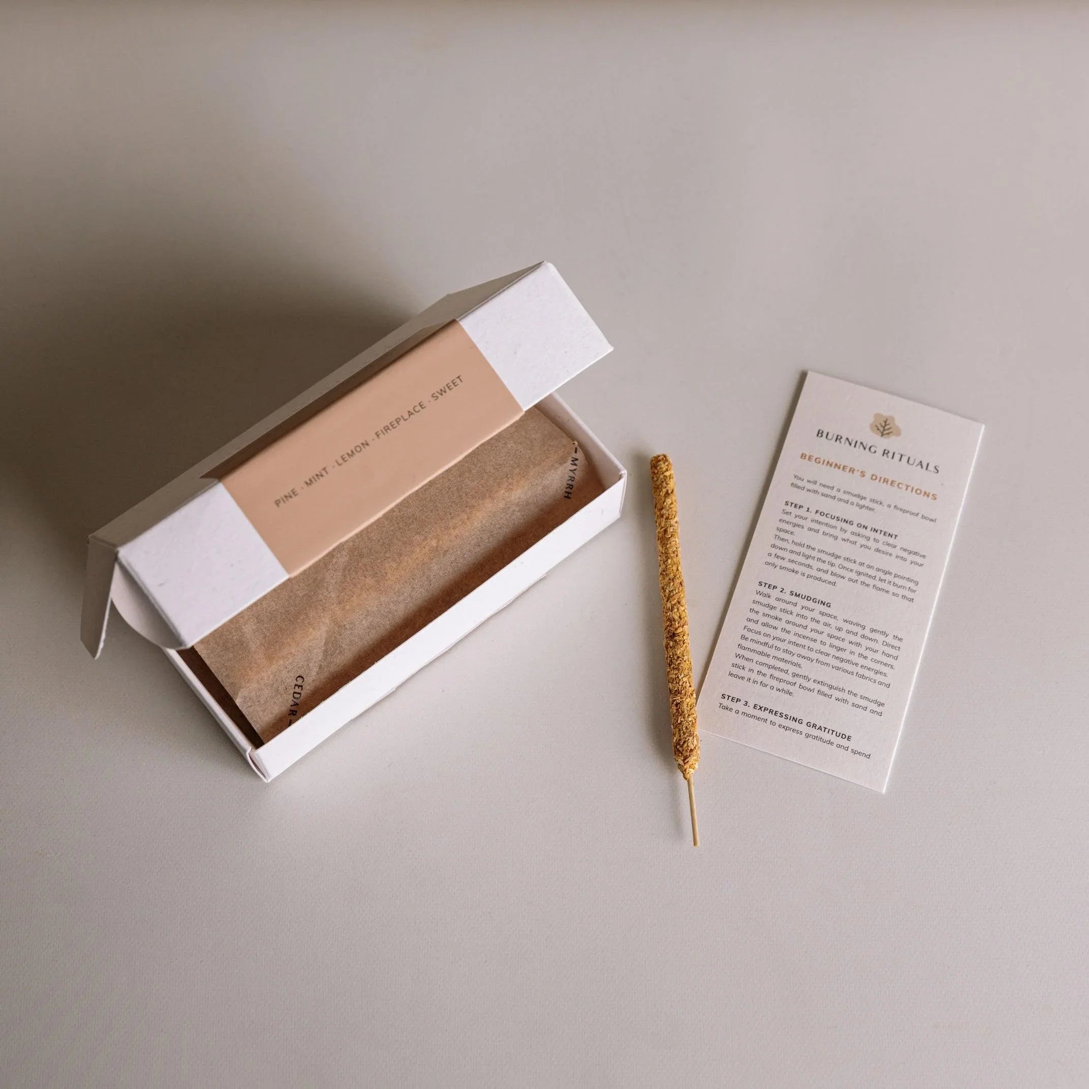 Palo Santo Incense Sticks – 30 Mini Hand-Rolled Sticks from Peru (4.2")